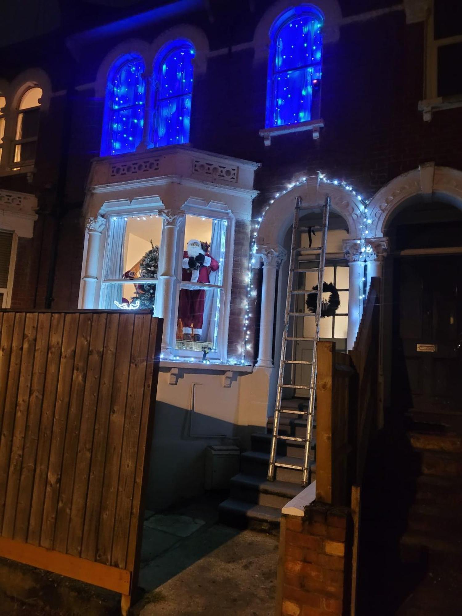 3-Bed House In London Self-Contained In Ladywell Villa ภายนอก รูปภาพ